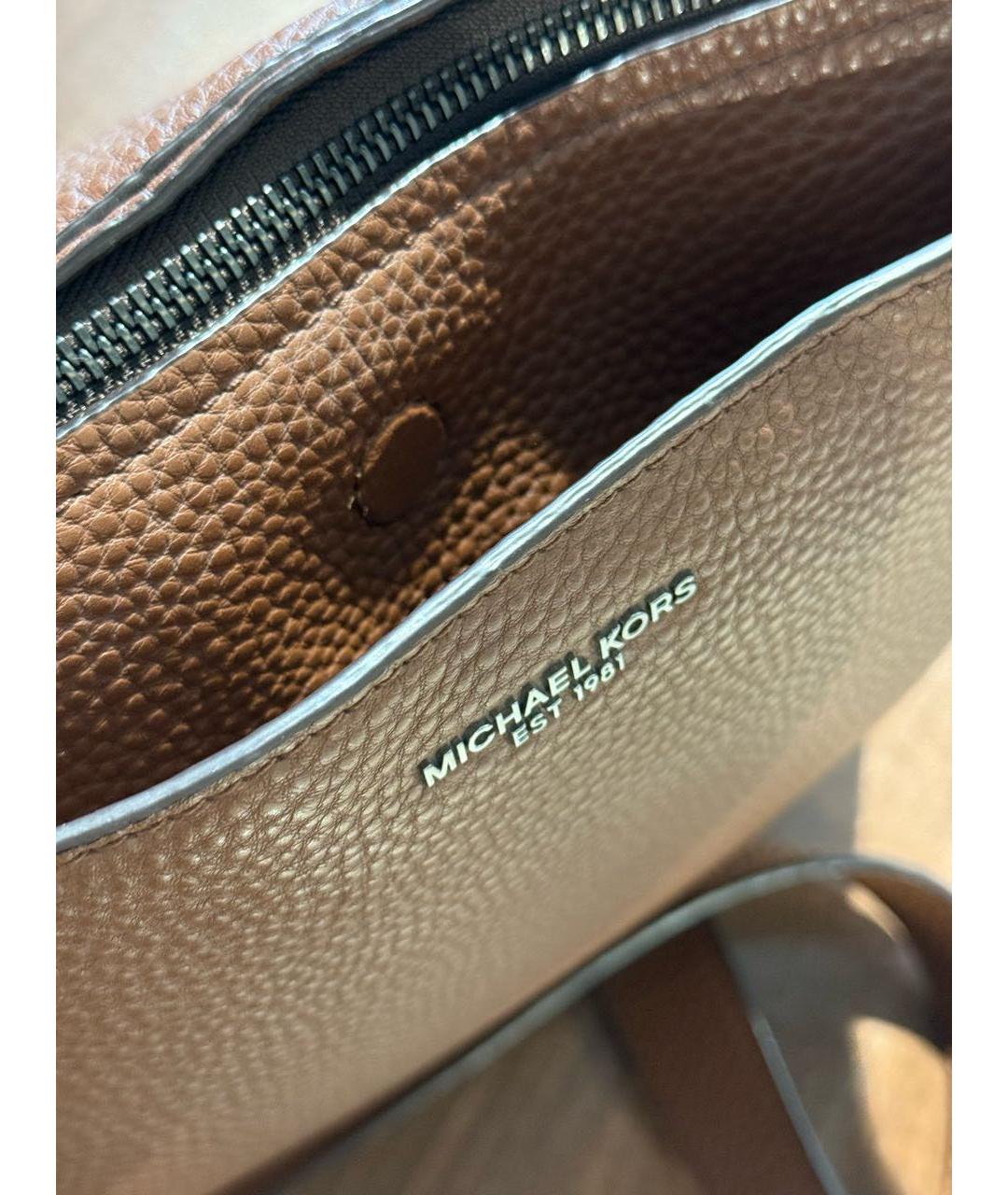 MICHAEL KORS Коричневая кожаная сумка на плечо, фото 5