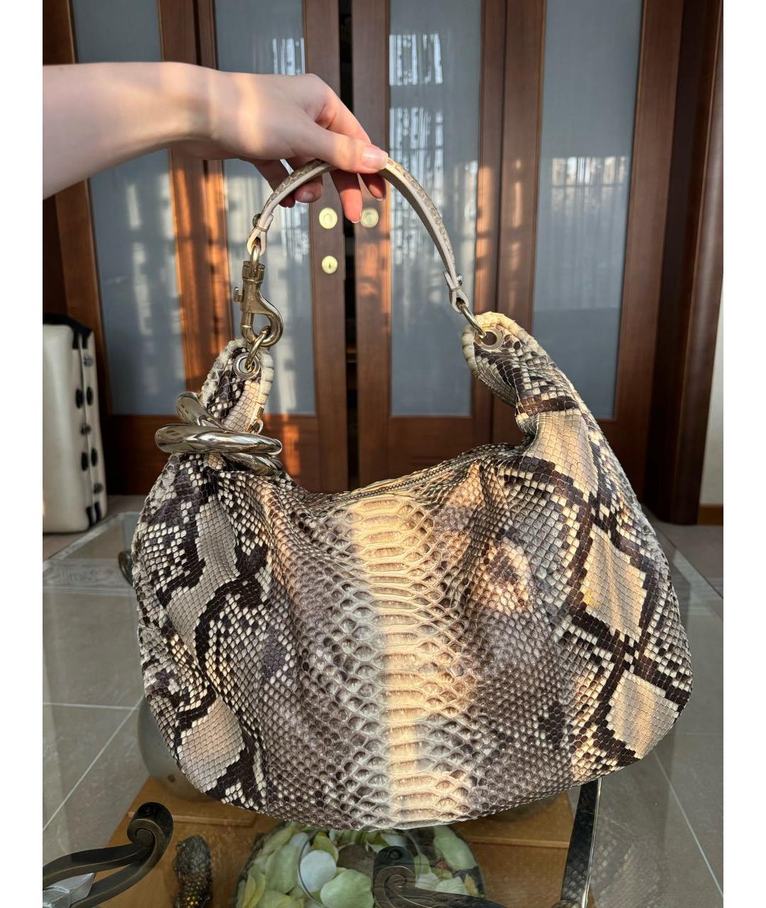 JIMMY CHOO Бежевая сумка тоут из экзотической кожи, фото 3