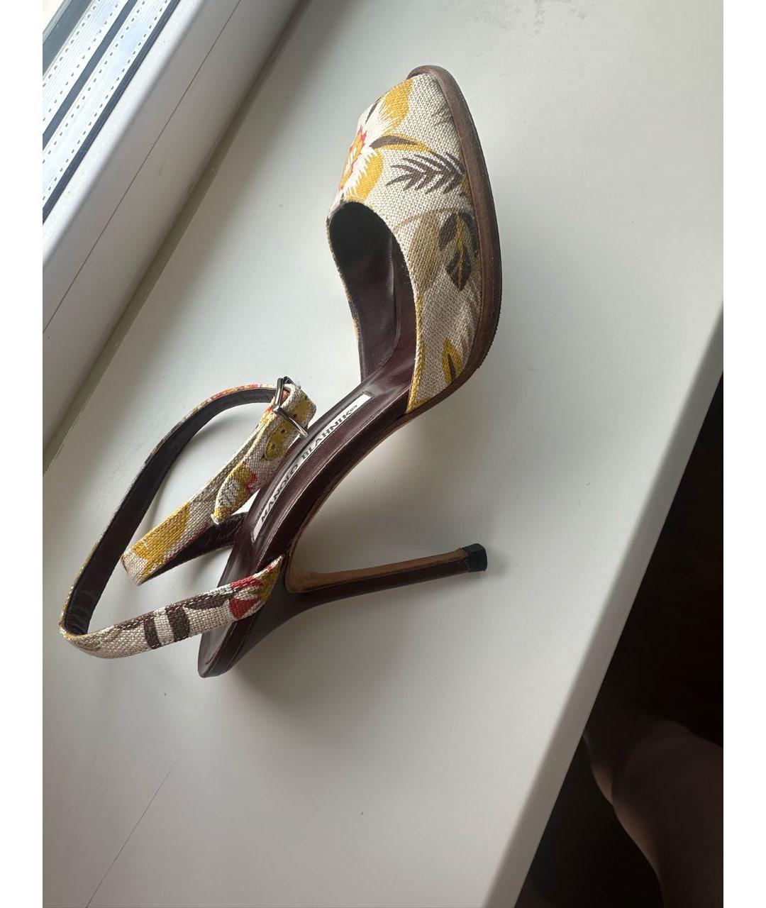MANOLO BLAHNIK Мульти текстильные босоножки, фото 6