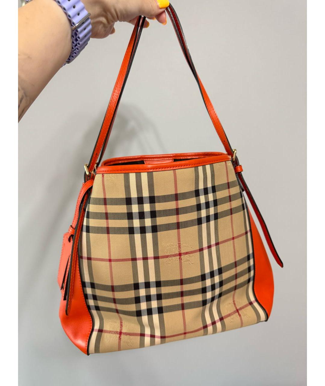 BURBERRY Оранжевая кожаная сумка с короткими ручками, фото 3