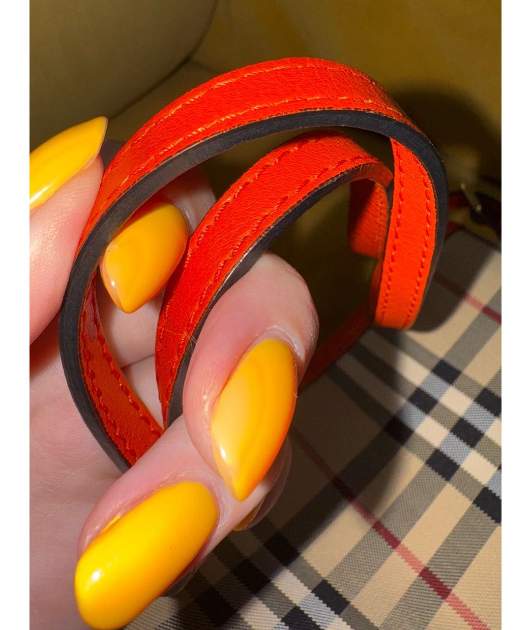 BURBERRY Оранжевая кожаная сумка с короткими ручками, фото 5