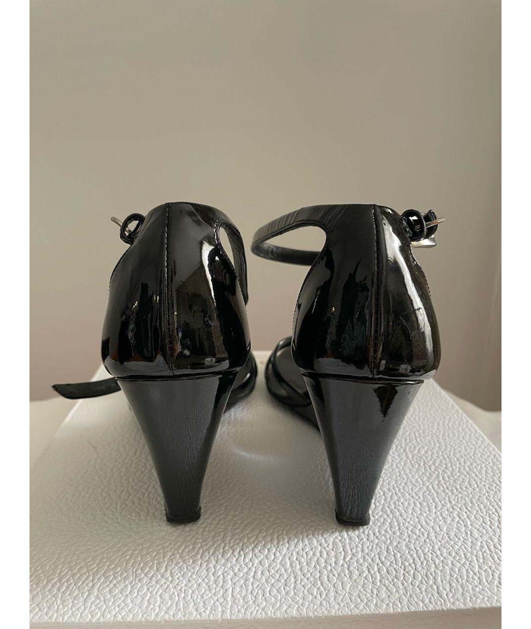 PRADA Черные босоножки из лакированной кожи, фото 3