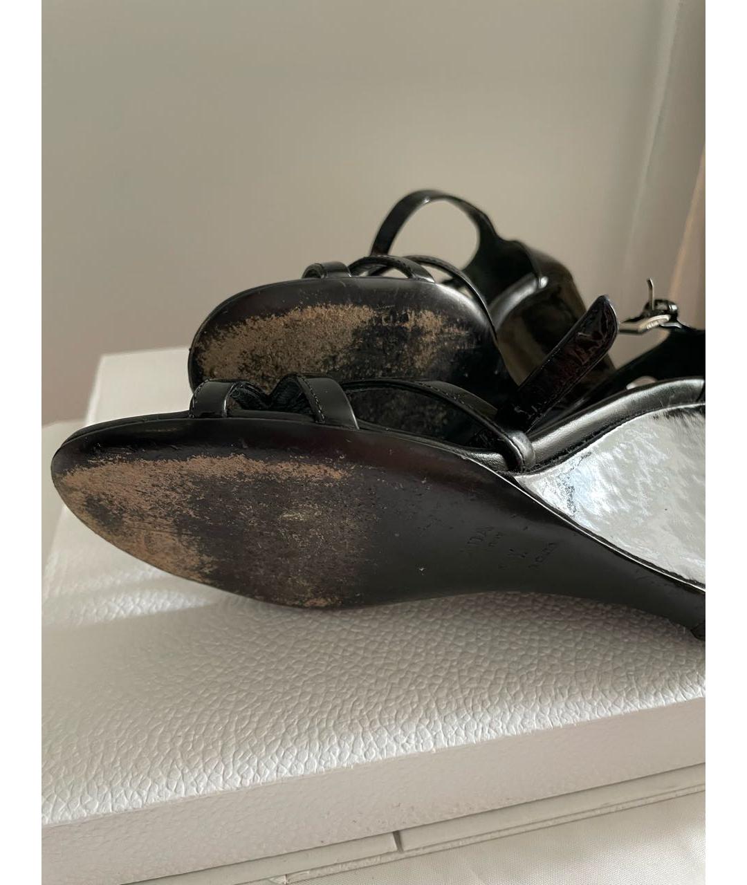 PRADA Черные босоножки из лакированной кожи, фото 6