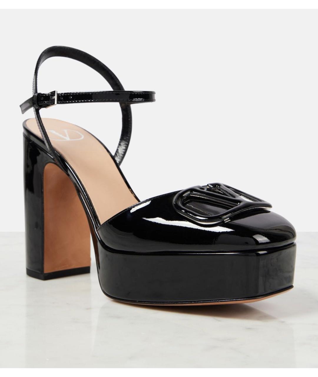 VALENTINO Черные босоножки из лакированной кожи, фото 2