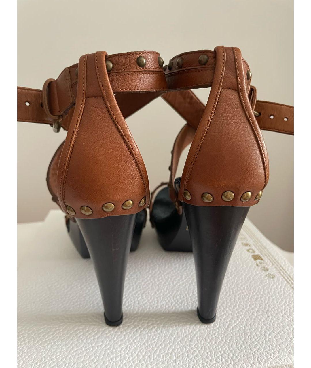 BURBERRY Коричневые кожаные босоножки, фото 3