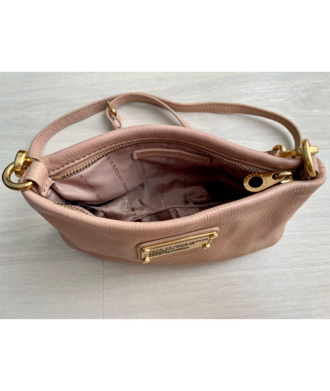 MARC BY MARC JACOBS Бежевая кожаная сумка через плечо, фото 4