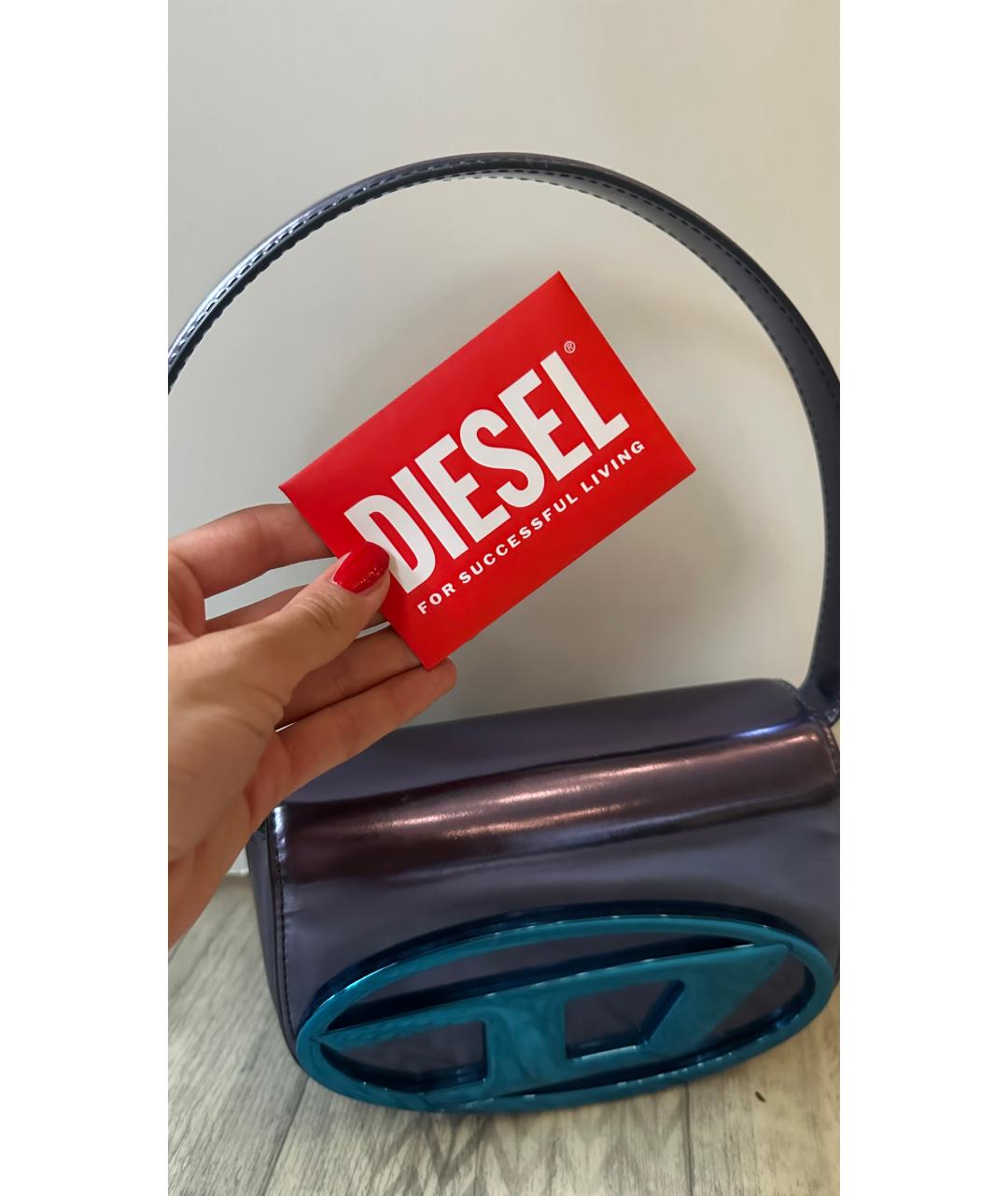 DIESEL Синяя сумка с короткими ручками из лакированной кожи, фото 4