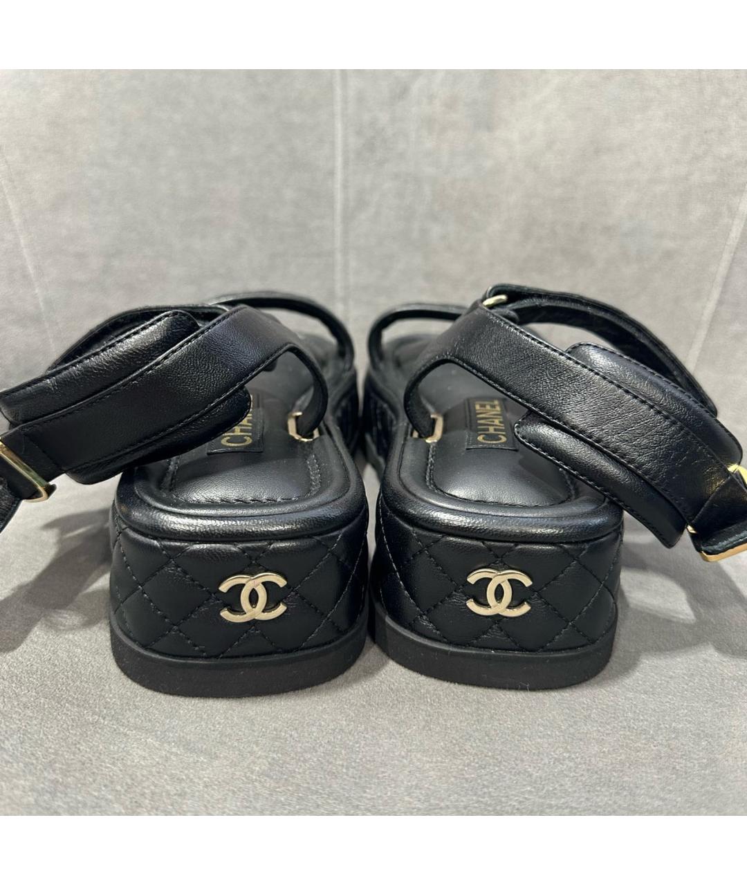 CHANEL Черные кожаные сандалии, фото 3
