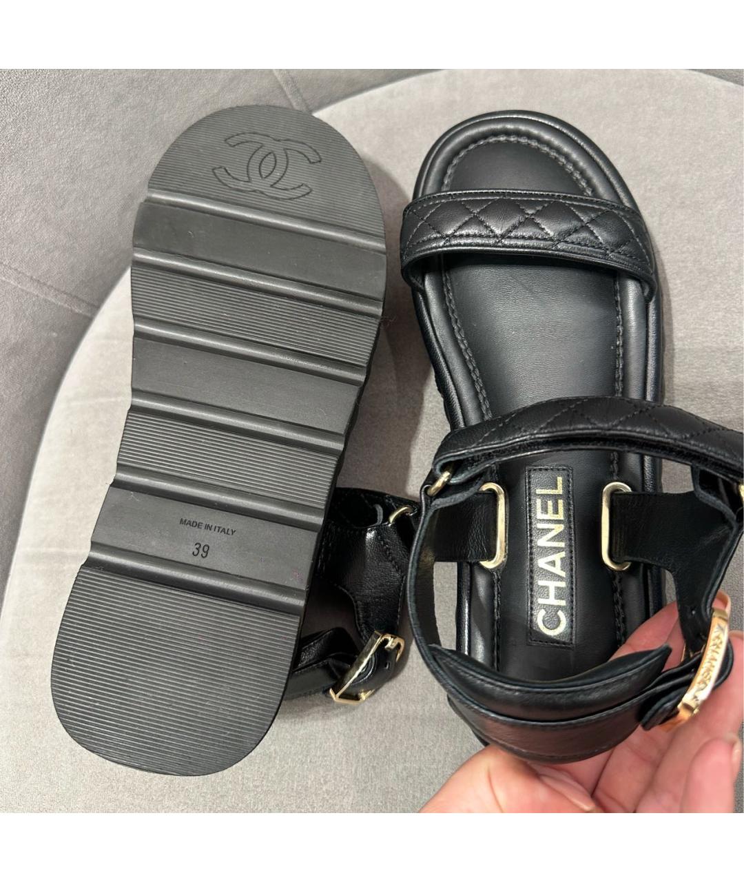 CHANEL Черные кожаные сандалии, фото 6