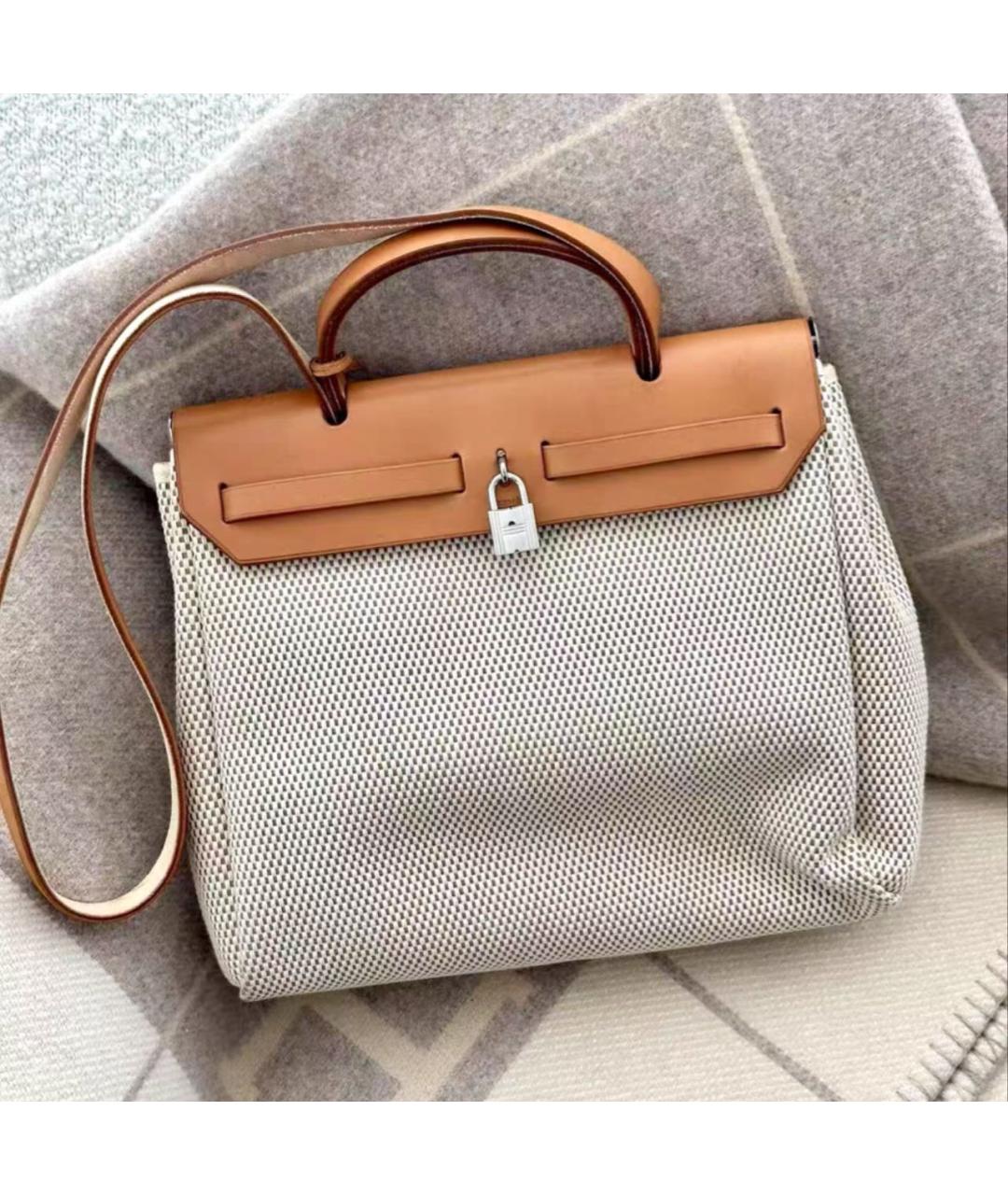 HERMES Бежевая кожаная сумка тоут, фото 2