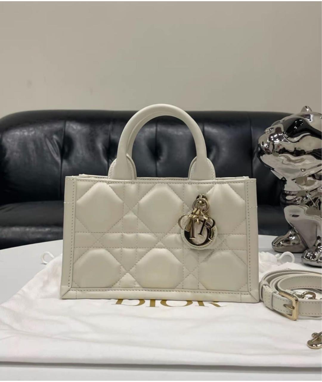 CHRISTIAN DIOR Белая сумка с короткими ручками, фото 2