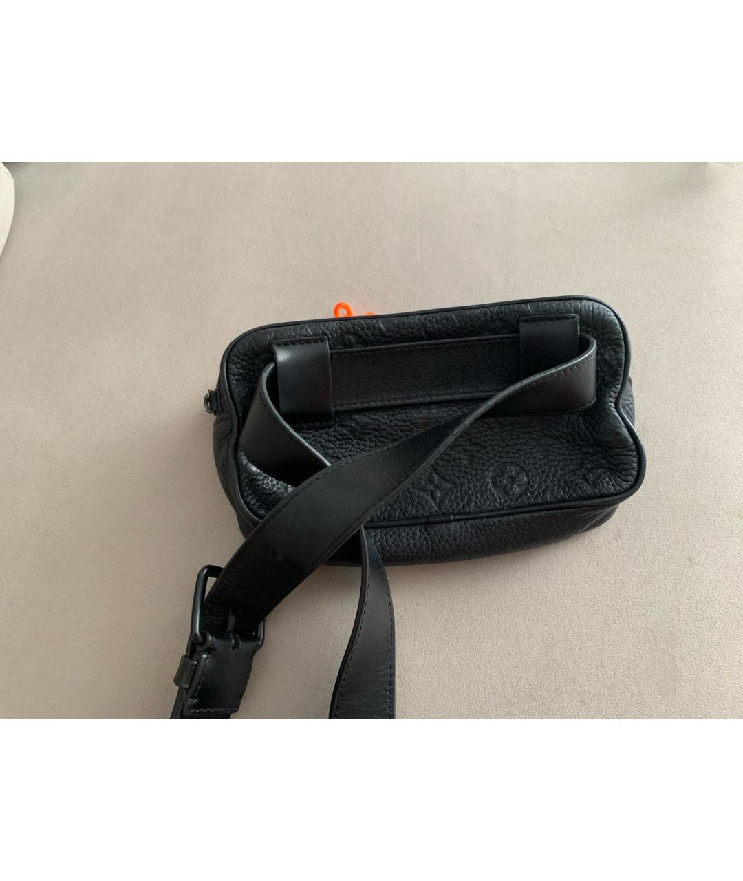 LOUIS VUITTON Черная кожаная поясная сумка, фото 3