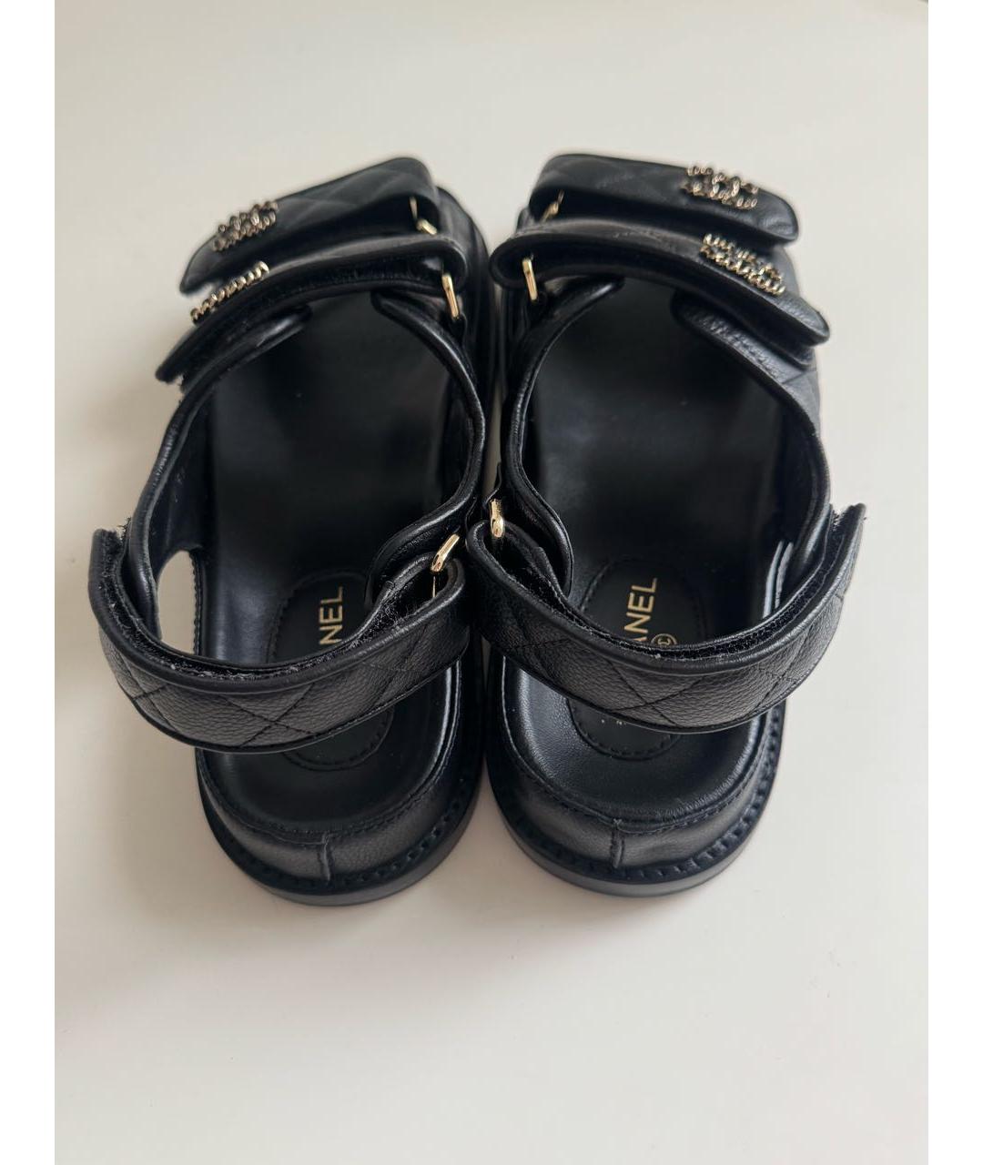 CHANEL Черные кожаные сандалии, фото 3