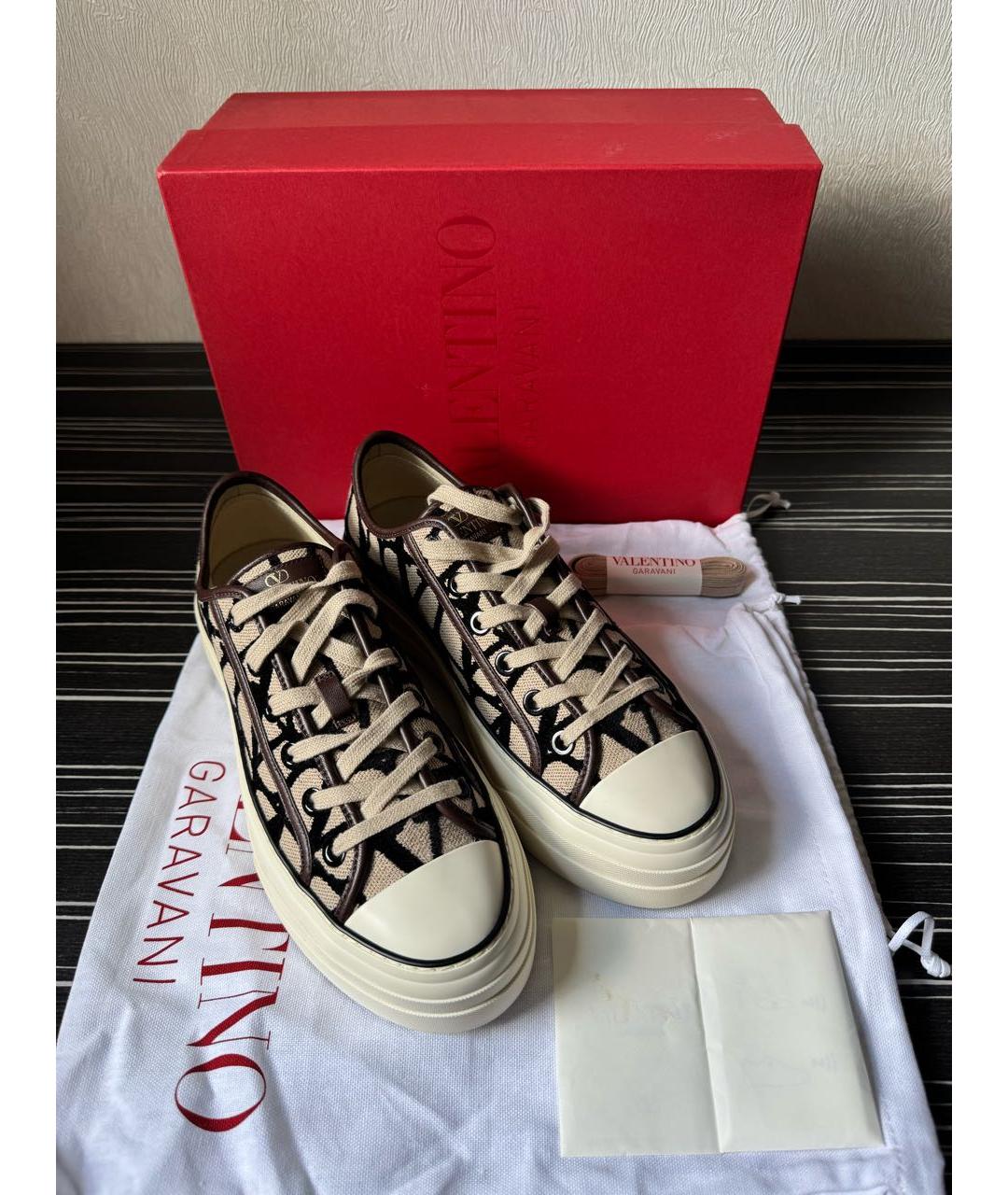 VALENTINO Коричневые текстильные кеды, фото 6