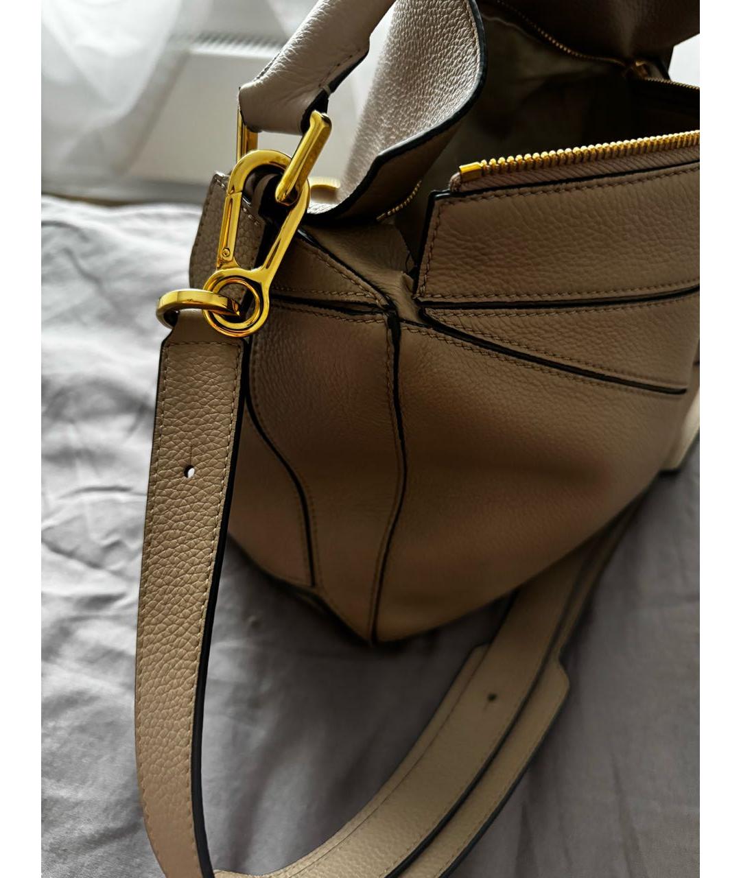 LOEWE Бежевая кожаная сумка через плечо, фото 2