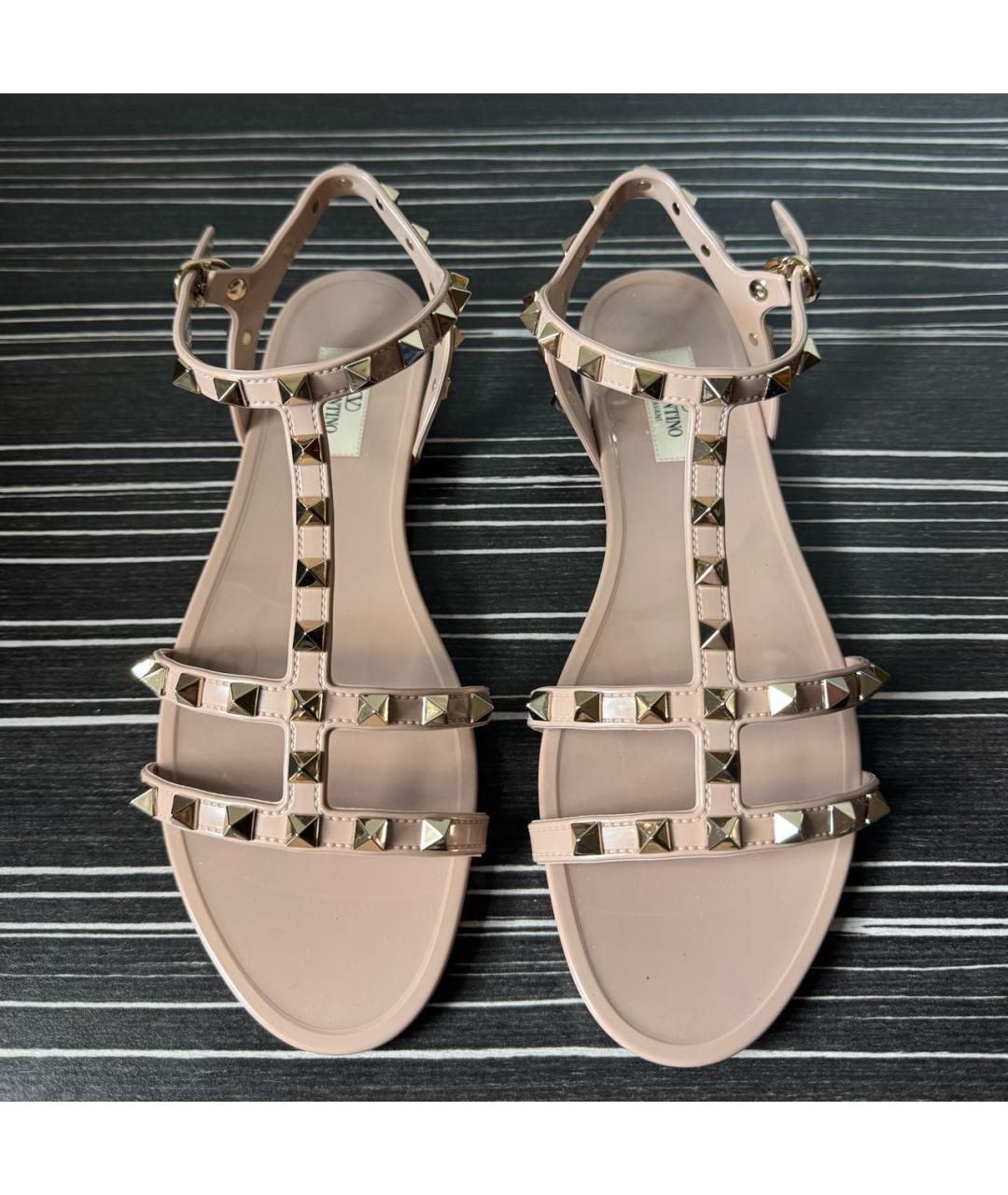 VALENTINO Бежевые кожаные босоножки, фото 3