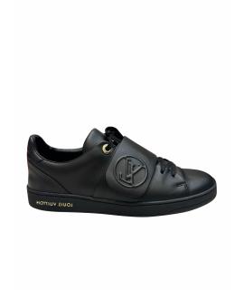 LOUIS VUITTON Кеды