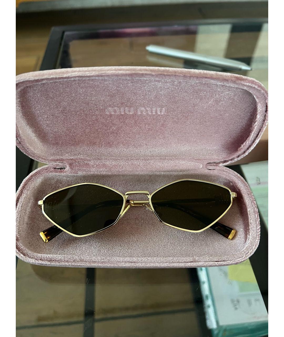 MIU MIU Золотые металлические солнцезащитные очки, фото 6