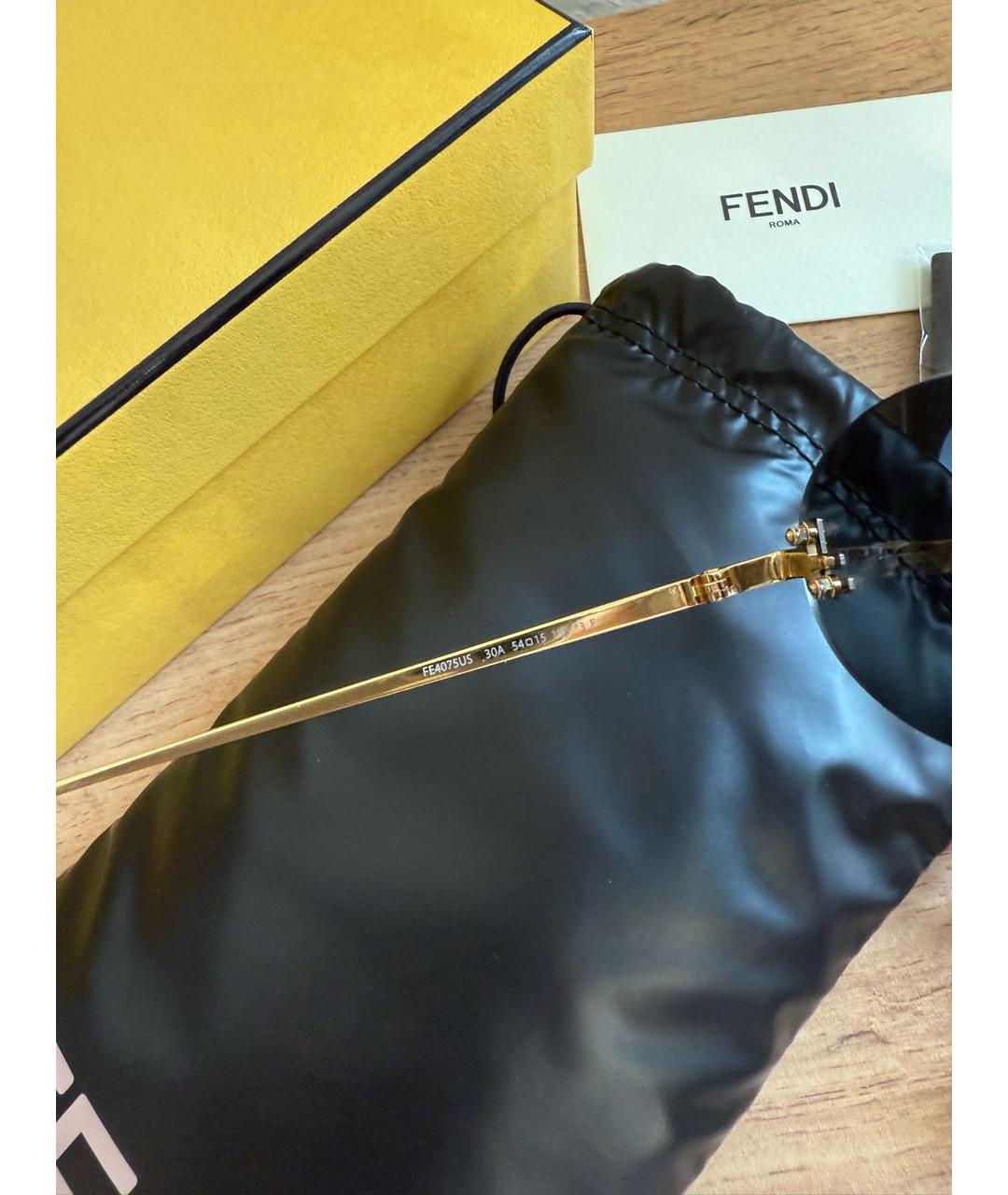 FENDI Золотые металлические солнцезащитные очки, фото 7