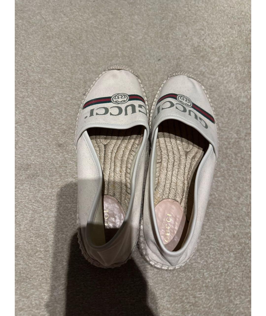 GUCCI Бежевые текстильные мокасины, фото 3