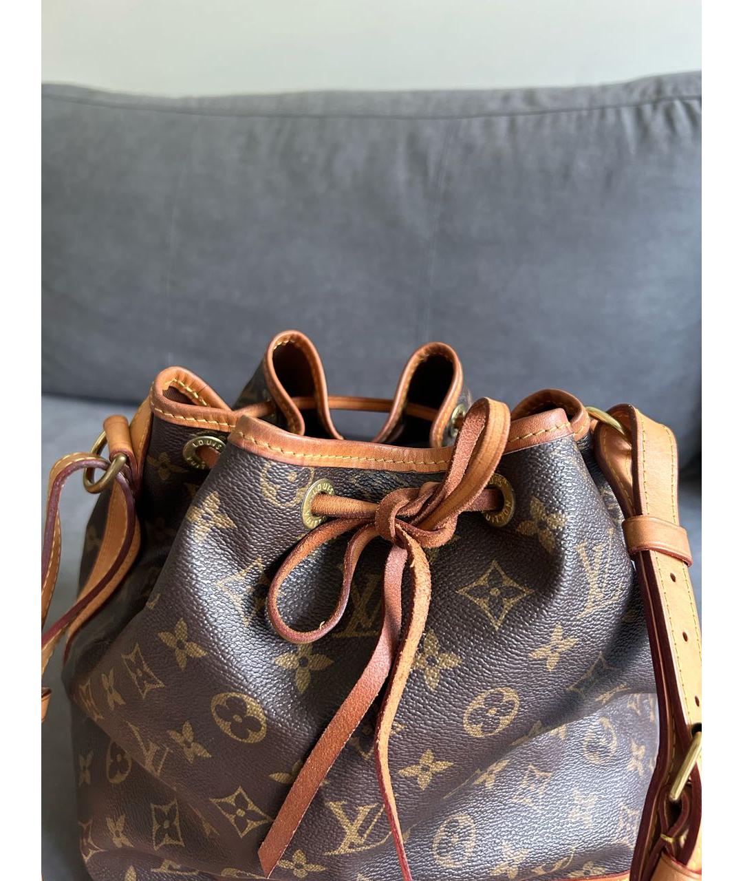 LOUIS VUITTON Коричневая кожаная сумка через плечо, фото 6