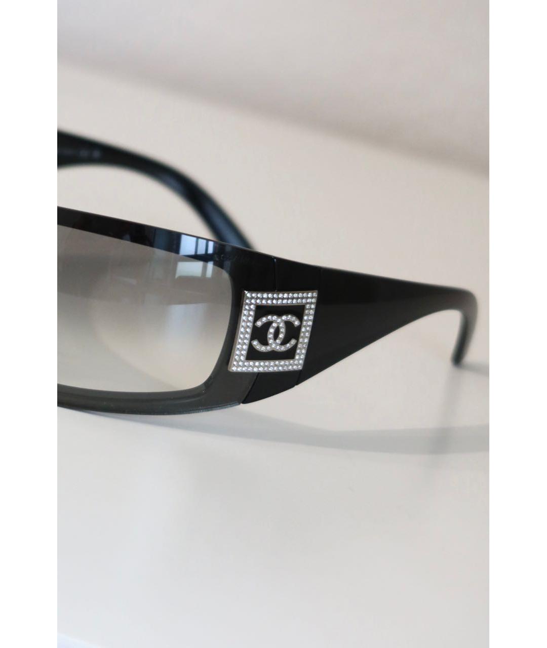 CHANEL Черные пластиковые солнцезащитные очки, фото 3