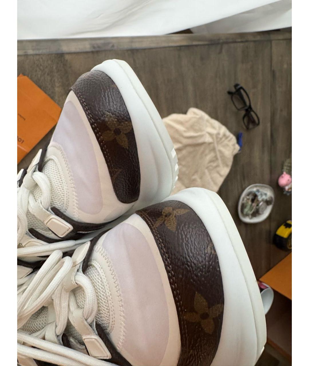 LOUIS VUITTON Белые кроссовки, фото 5