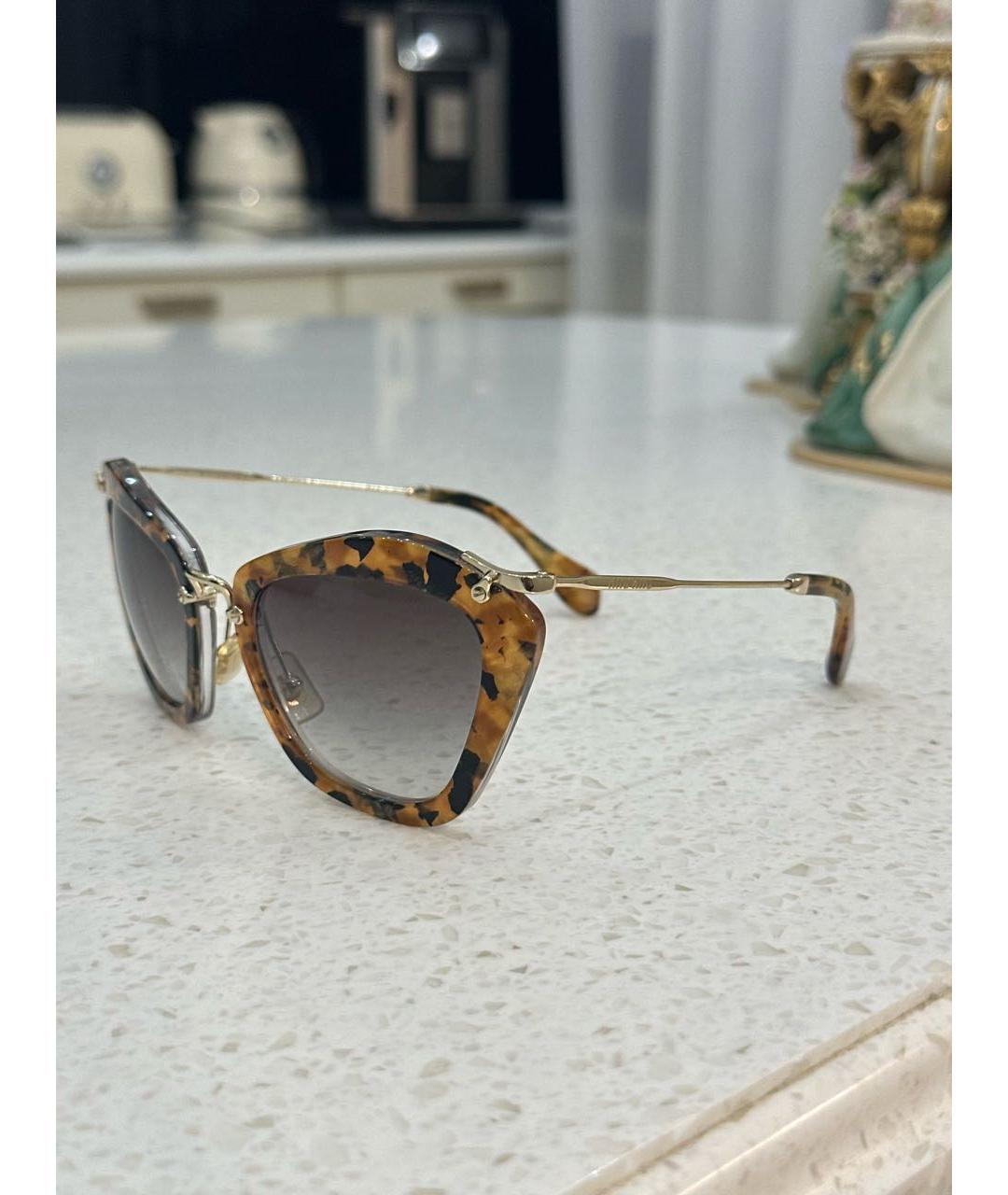 MIU MIU Мульти пластиковые солнцезащитные очки, фото 3