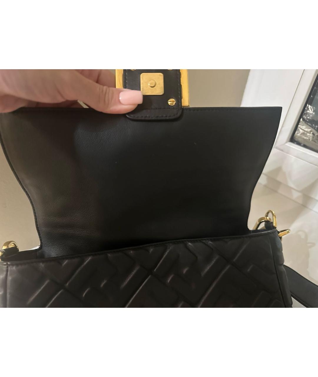 FENDI Черная кожаная сумка через плечо, фото 4
