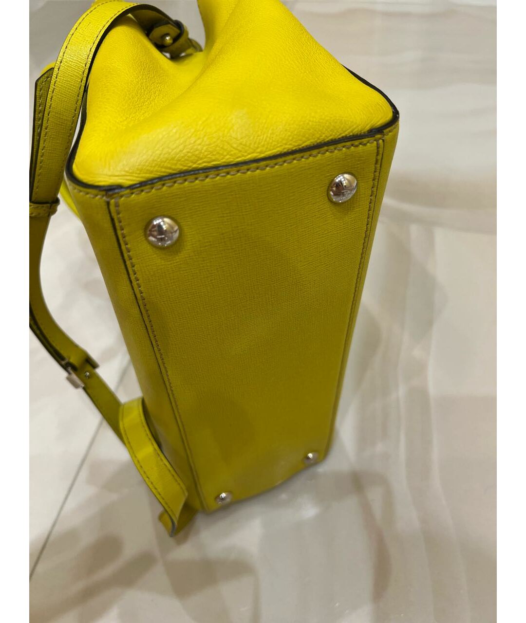 FENDI Желтая кожаная сумка тоут, фото 8