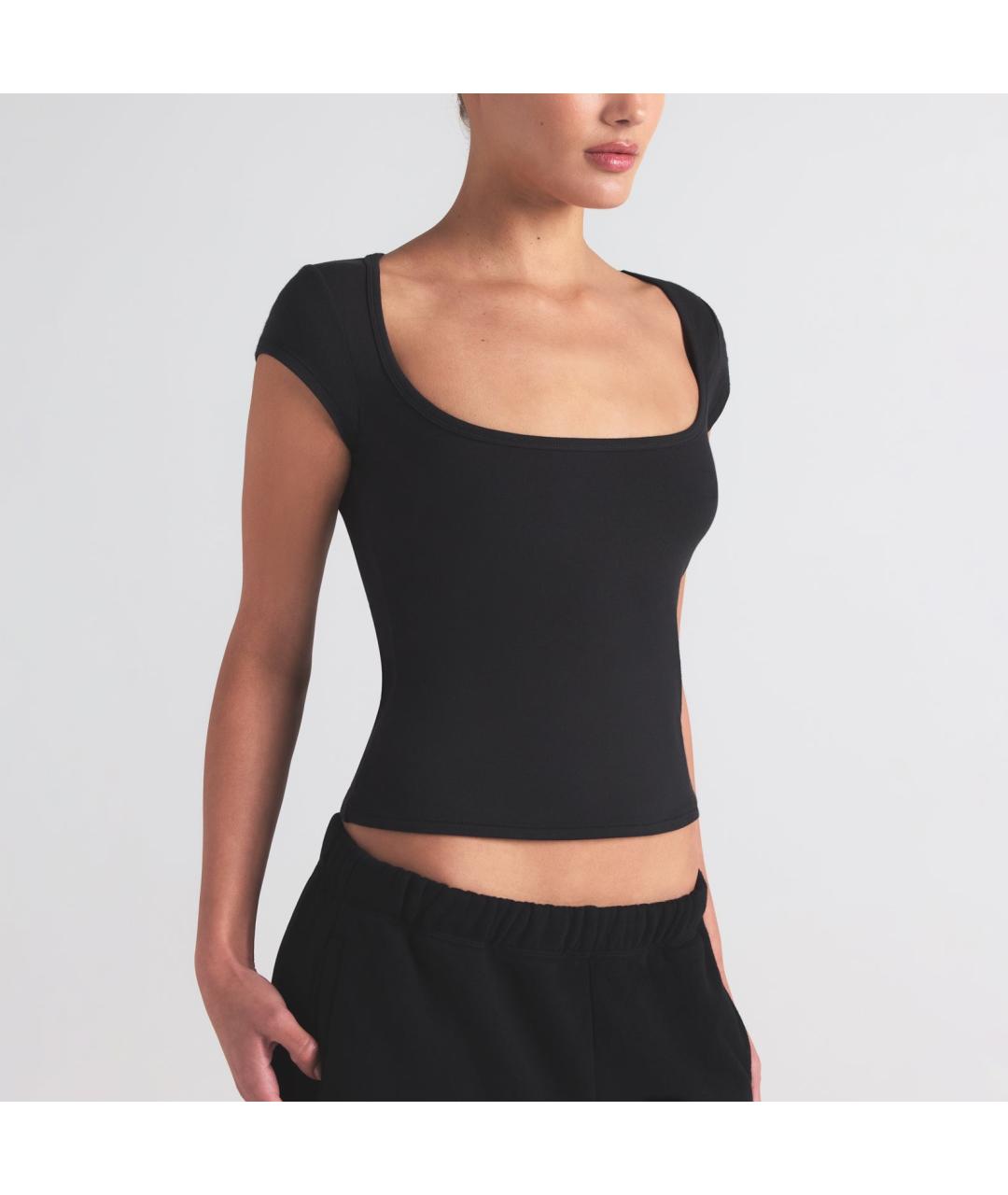 SKIMS Черная футболка, фото 4