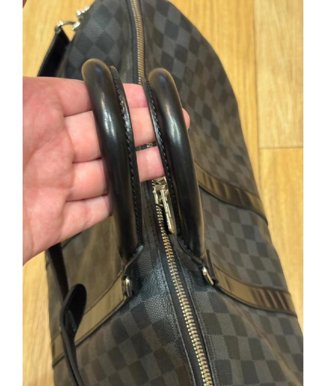 LOUIS VUITTON Антрацитовая кожаная дорожная/спортивная сумка, фото 3