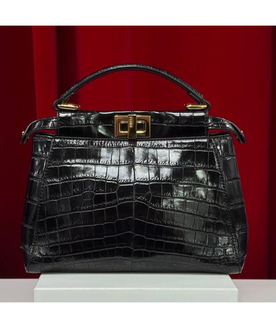 FENDI Черная сумка с короткими ручками из экзотической кожи, фото 5