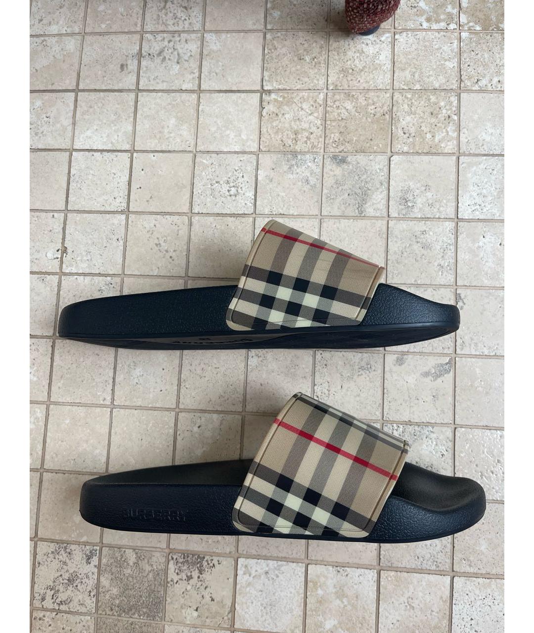 BURBERRY Бежевые резиновые шлепанцы, фото 6