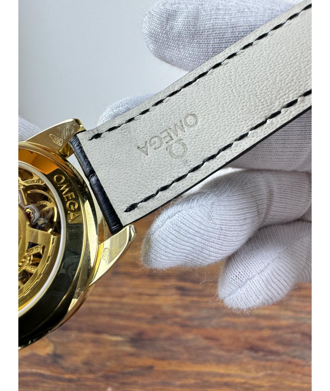OMEGA Белые часы из желтого золота, фото 6