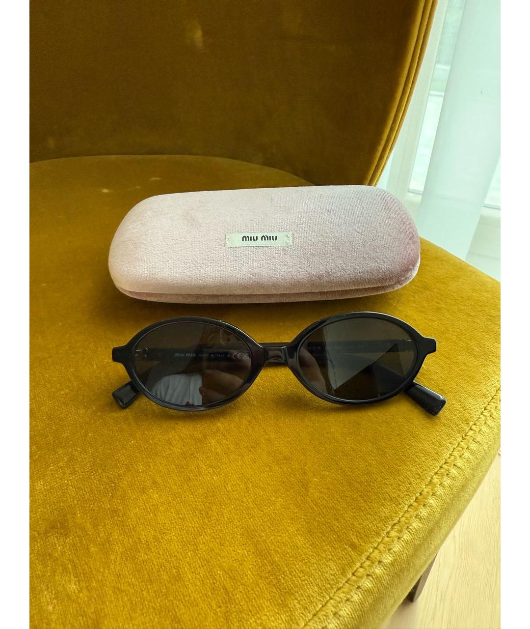 MIU MIU Черные пластиковые солнцезащитные очки, фото 5
