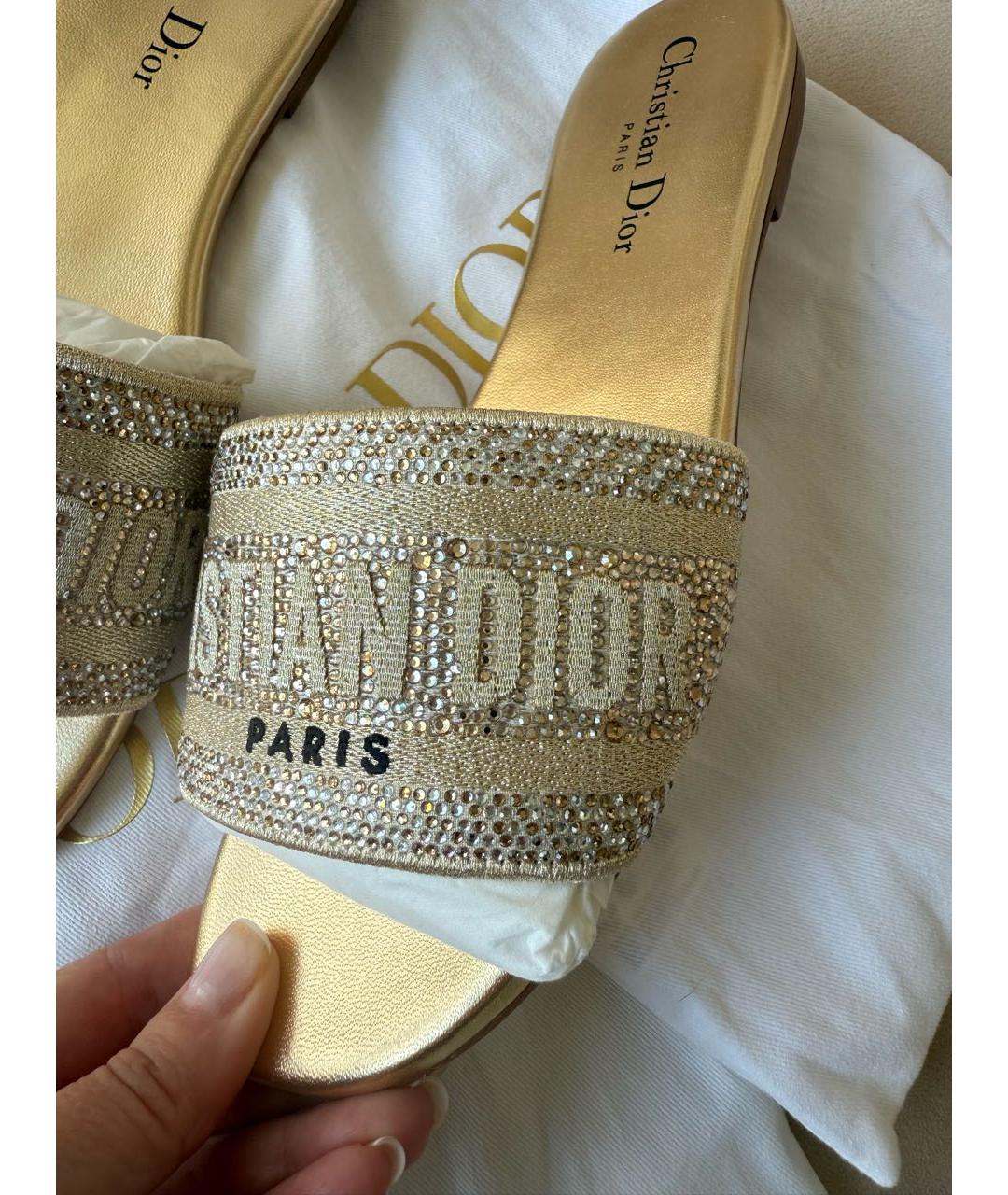 CHRISTIAN DIOR Золотые кожаные шлепанцы, фото 4