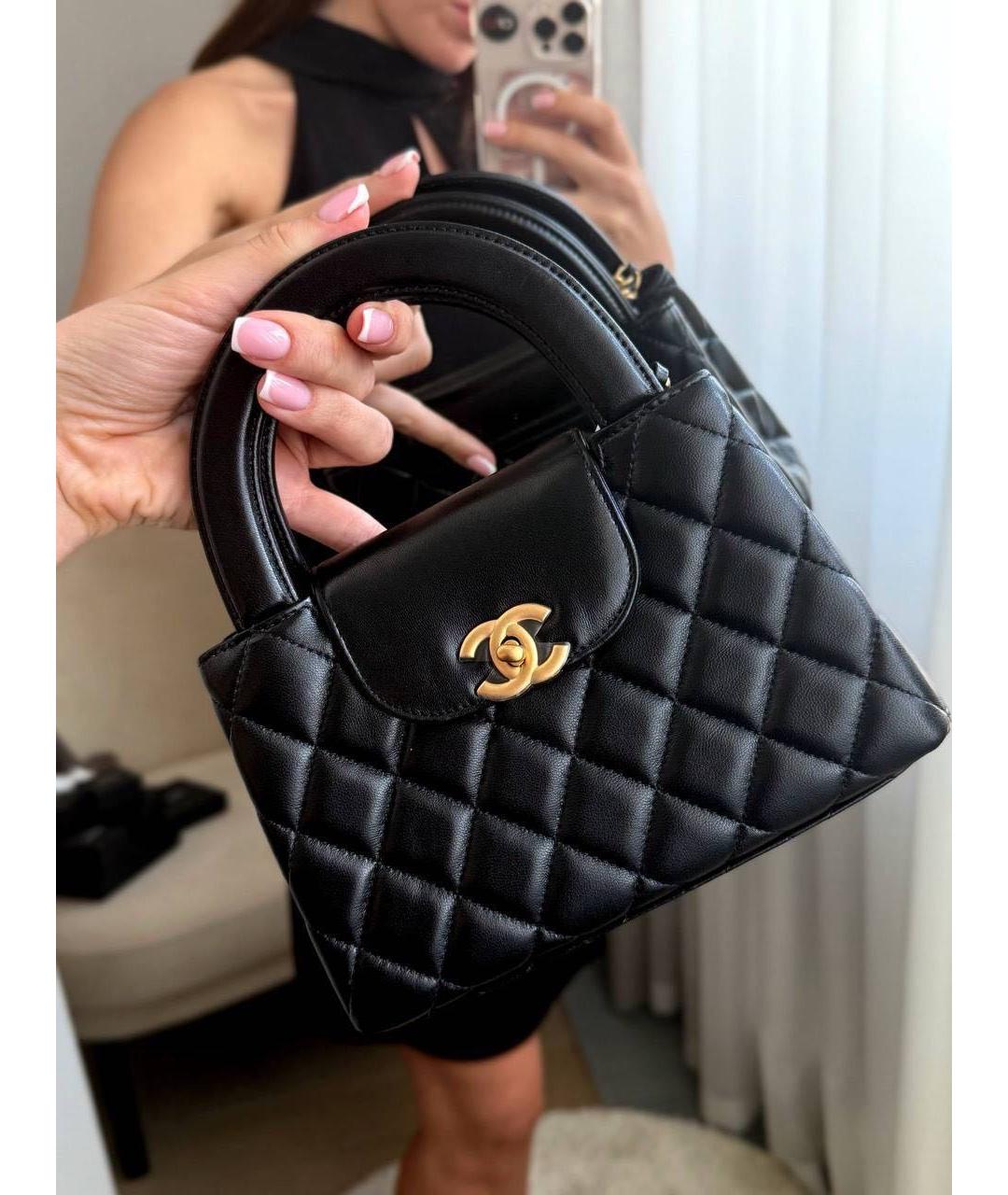 CHANEL Черная кожаная сумка с короткими ручками, фото 3