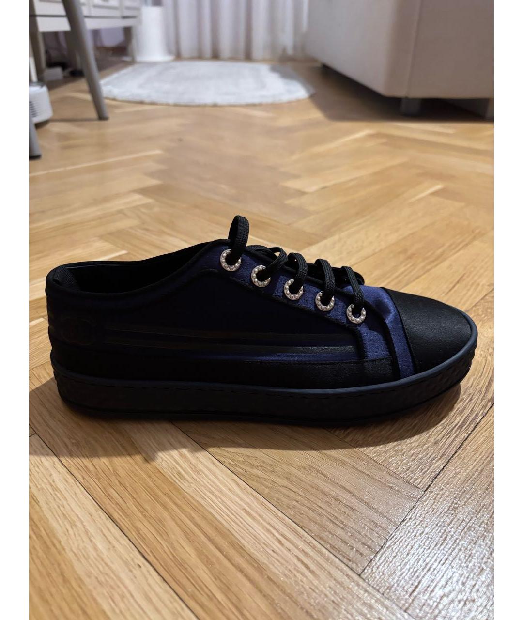 CHANEL Темно-синие текстильные кеды, фото 2