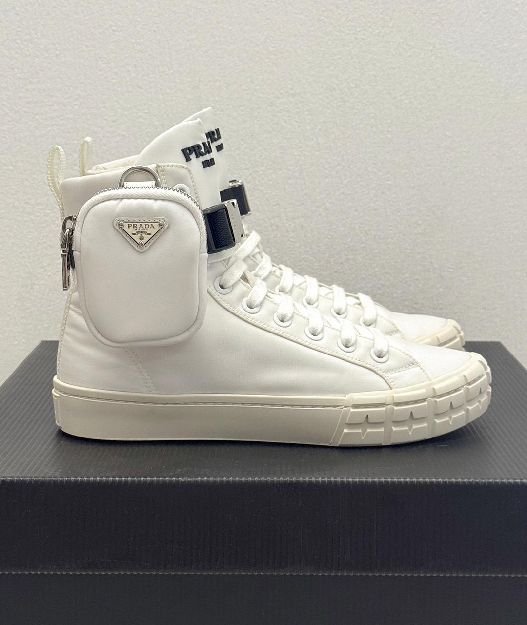 PRADA Белые кеды, фото 5