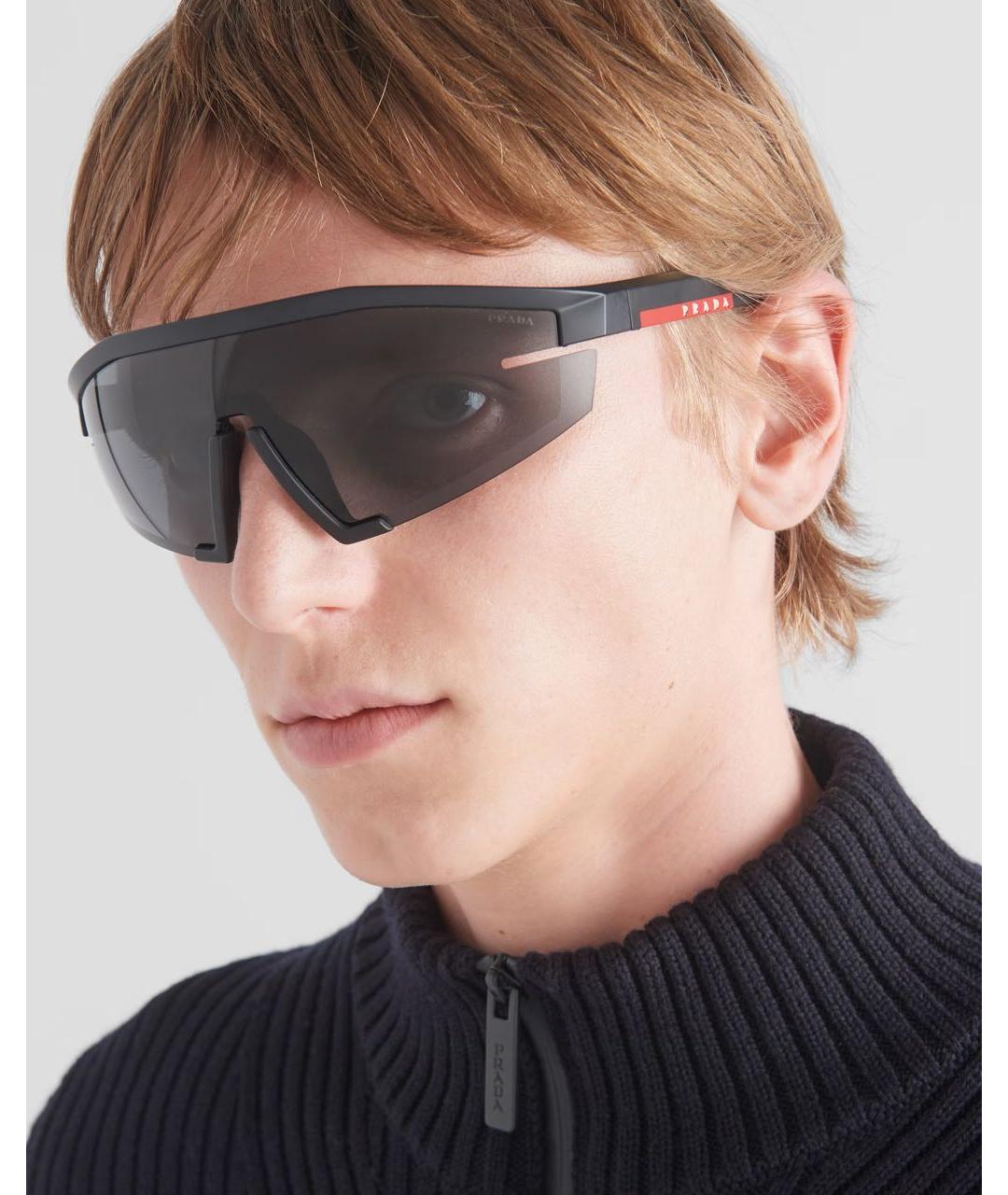 PRADA Черные пластиковые солнцезащитные очки, фото 5