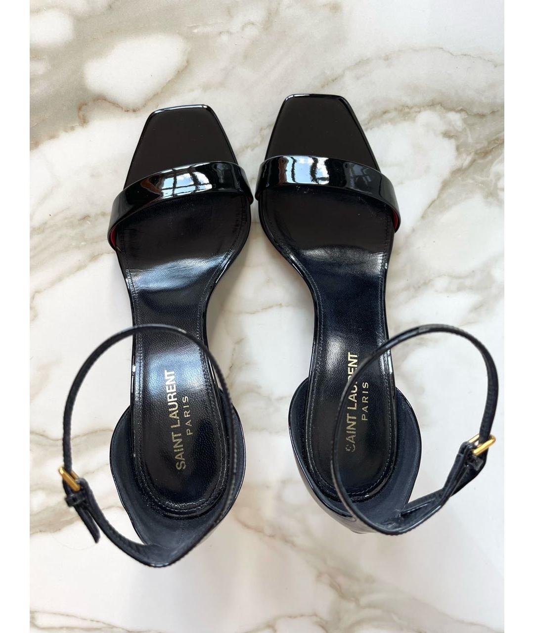 SAINT LAURENT Черные босоножки из лакированной кожи, фото 3