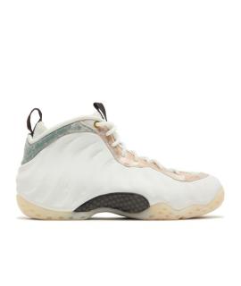 NIKE Кроссовки
