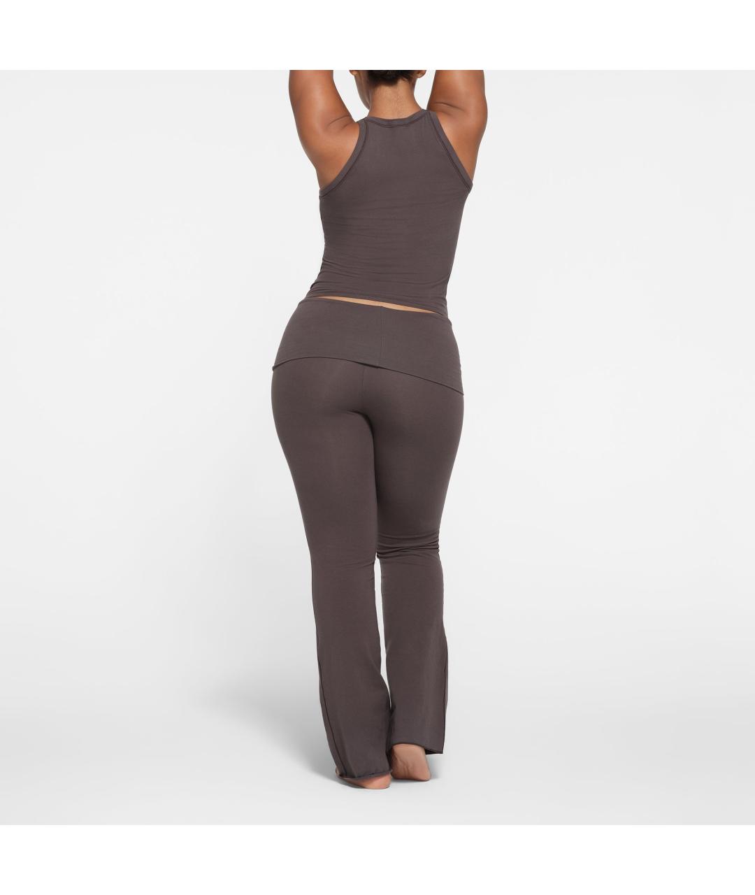 SKIMS Серые прямые брюки, фото 3