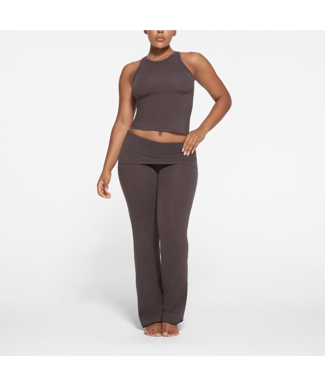 SKIMS Серые прямые брюки, фото 2