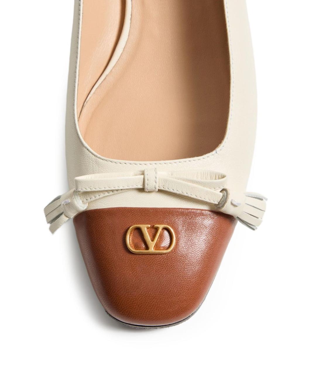 VALENTINO Бежевые кожаные балетки, фото 6