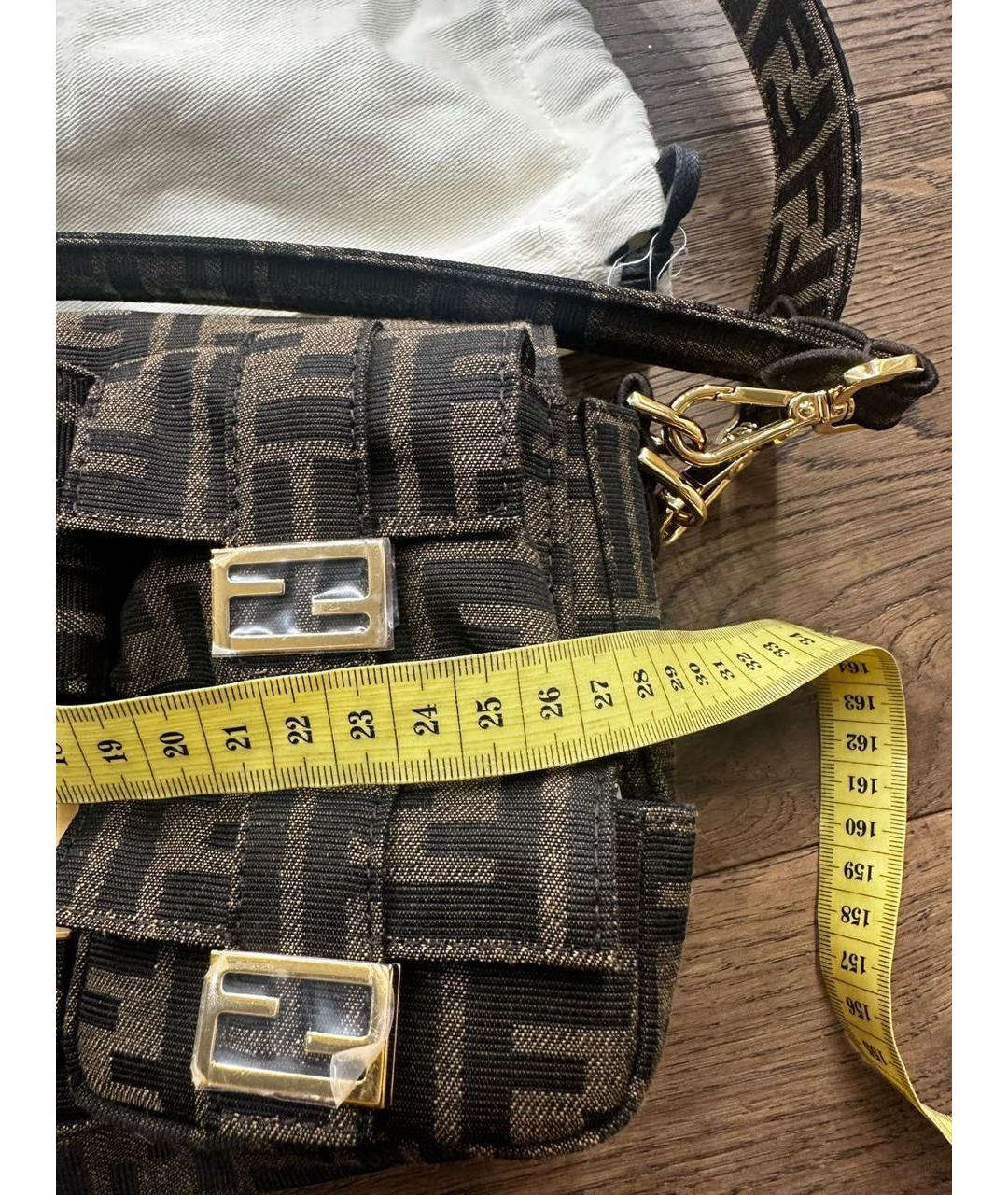 FENDI Коричневая тканевая сумка с короткими ручками, фото 6
