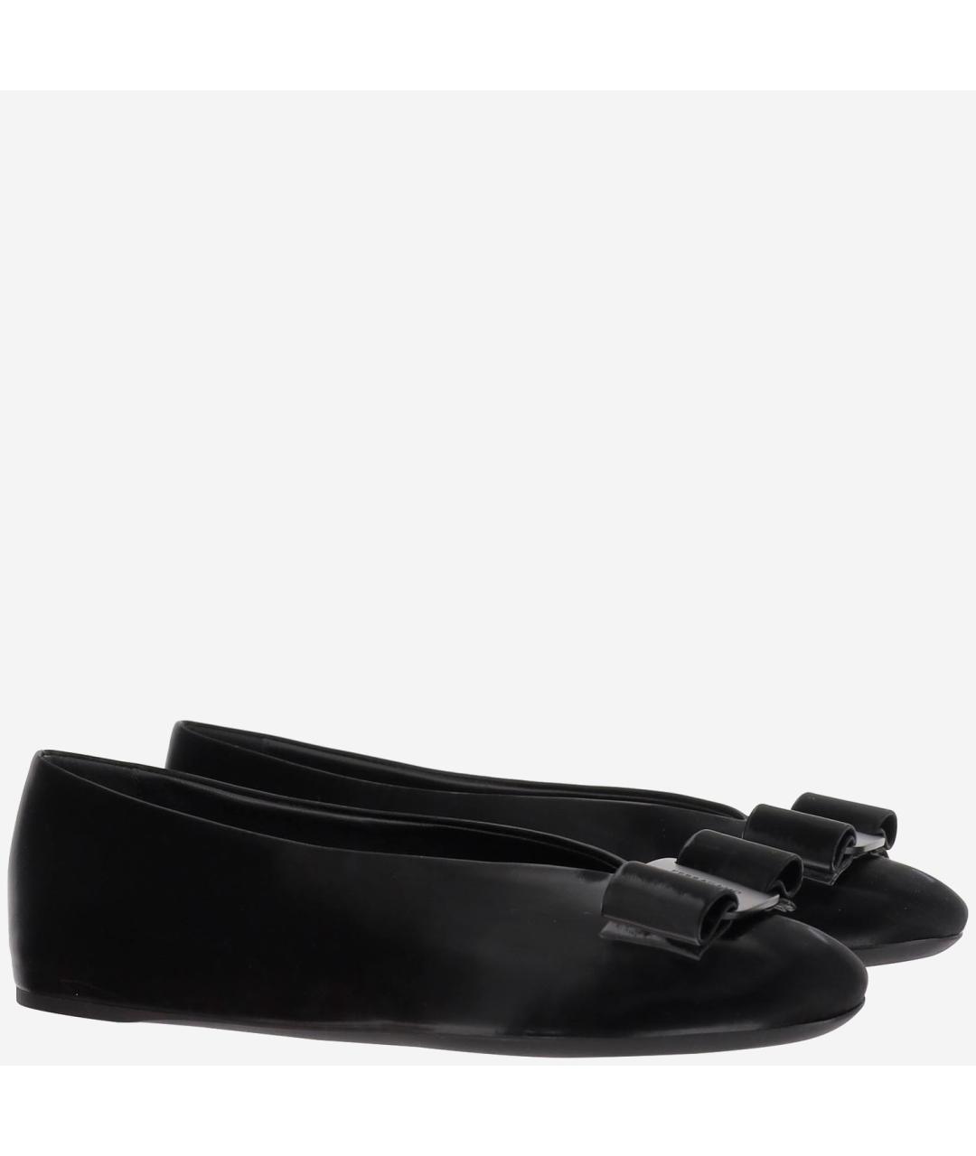 FERRAGAMO Черные кожаные балетки, фото 3