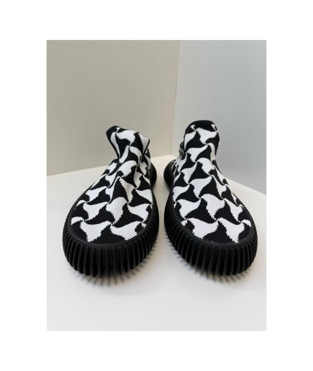 BOTTEGA VENETA Черные текстильные низкие кроссовки / кеды, фото 2