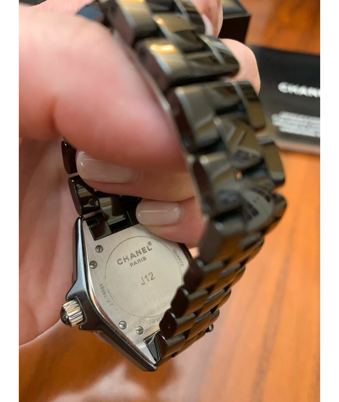CHANEL PRE-OWNED Черные рубиновые часы, фото 2